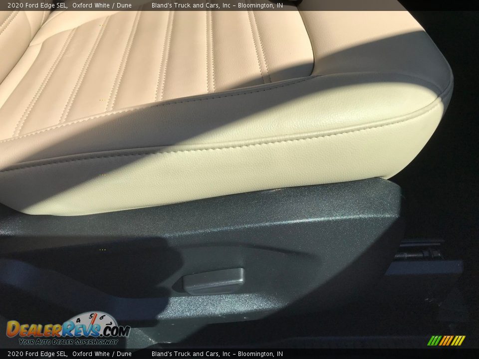 2020 Ford Edge SEL Oxford White / Dune Photo #36