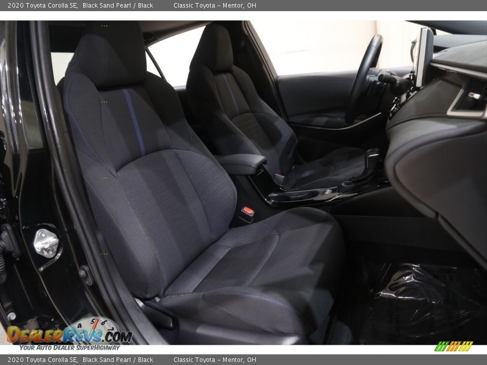 2020 Toyota Corolla SE Black Sand Pearl / Black Photo #14