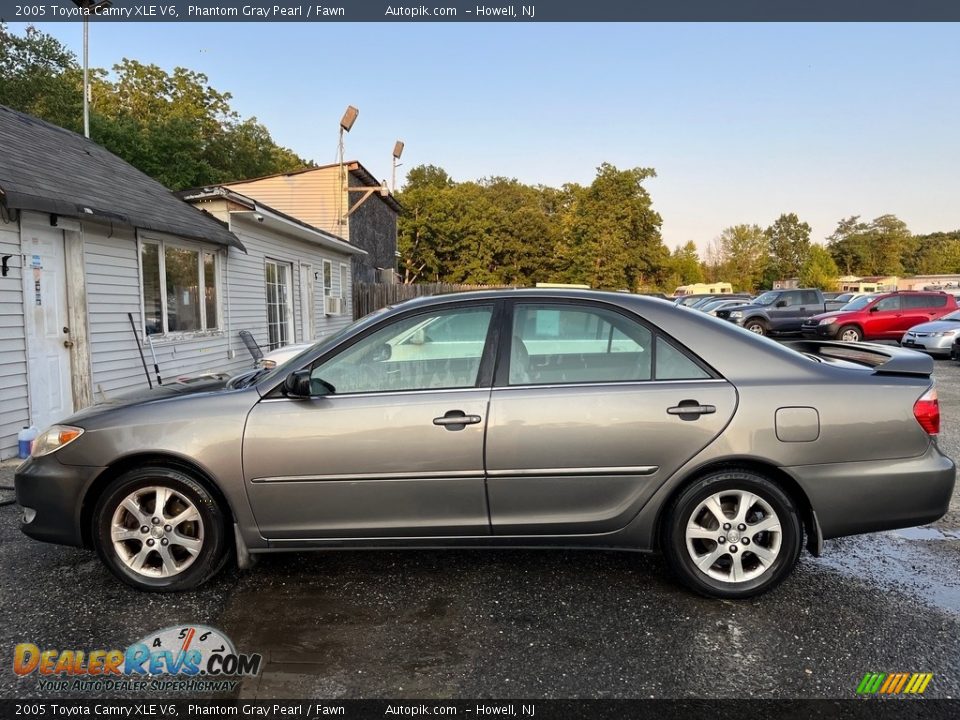 2005 Toyota Camry XLE V6 Phantom Gray Pearl / Fawn Photo #4