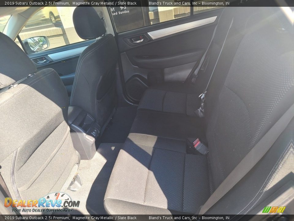 2019 Subaru Outback 2.5i Premium Magnetite Gray Metallic / Slate Black Photo #9
