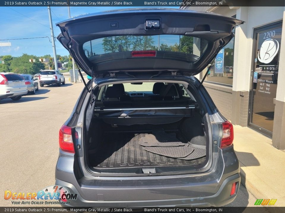 2019 Subaru Outback 2.5i Premium Magnetite Gray Metallic / Slate Black Photo #11