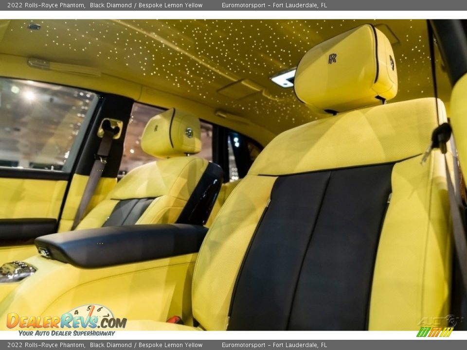 Front Seat of 2022 Rolls-Royce Phantom  Photo #3