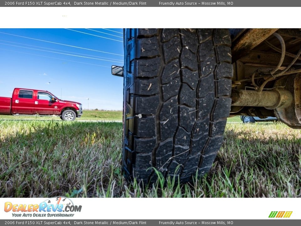 2006 Ford F150 XLT SuperCab 4x4 Dark Stone Metallic / Medium/Dark Flint Photo #13