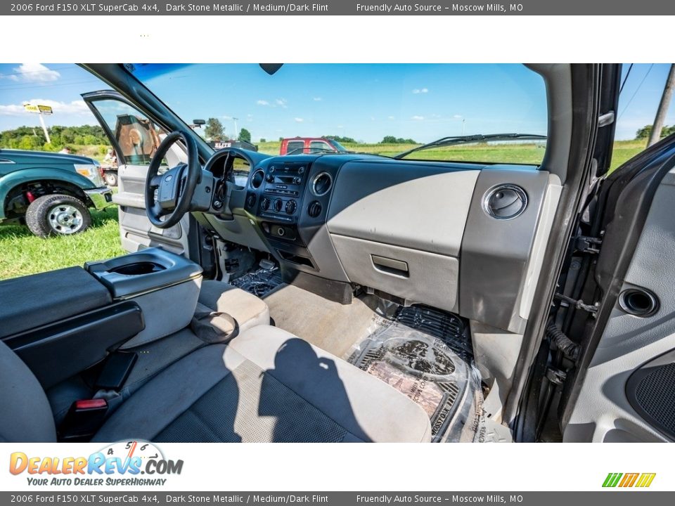 2006 Ford F150 XLT SuperCab 4x4 Dark Stone Metallic / Medium/Dark Flint Photo #20