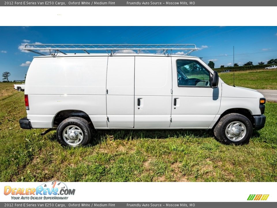 2012 Ford E Series Van E250 Cargo Oxford White / Medium Flint Photo #2