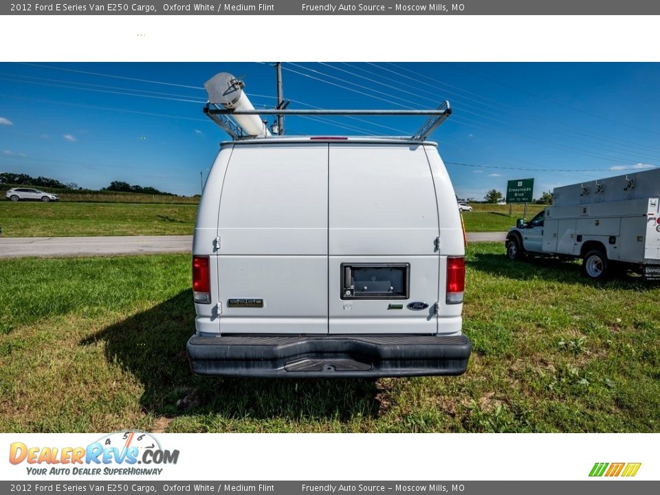 2012 Ford E Series Van E250 Cargo Oxford White / Medium Flint Photo #7