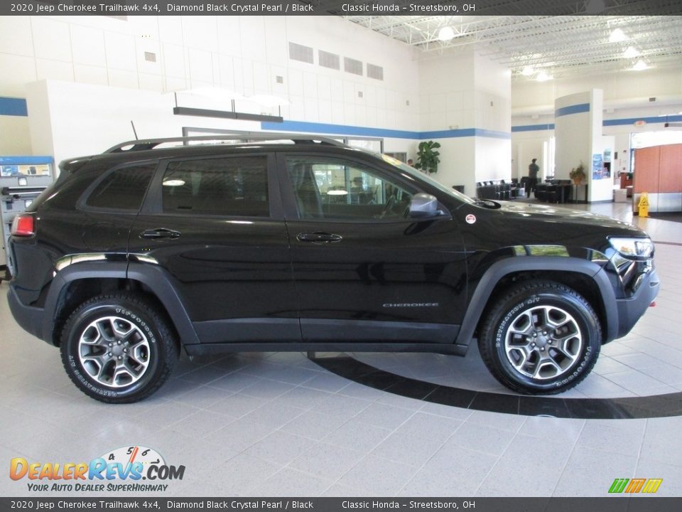 2020 Jeep Cherokee Trailhawk 4x4 Diamond Black Crystal Pearl / Black Photo #4