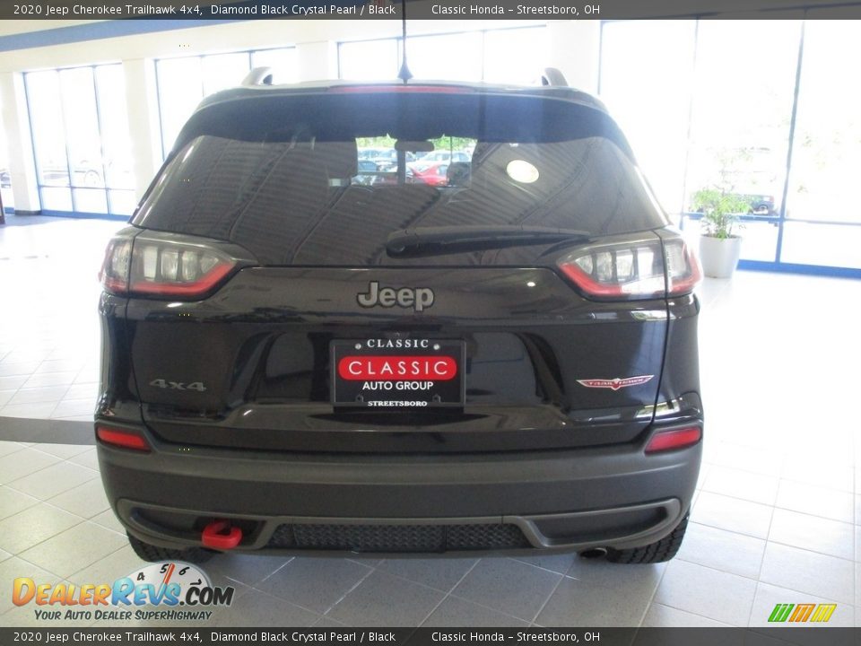 2020 Jeep Cherokee Trailhawk 4x4 Diamond Black Crystal Pearl / Black Photo #8