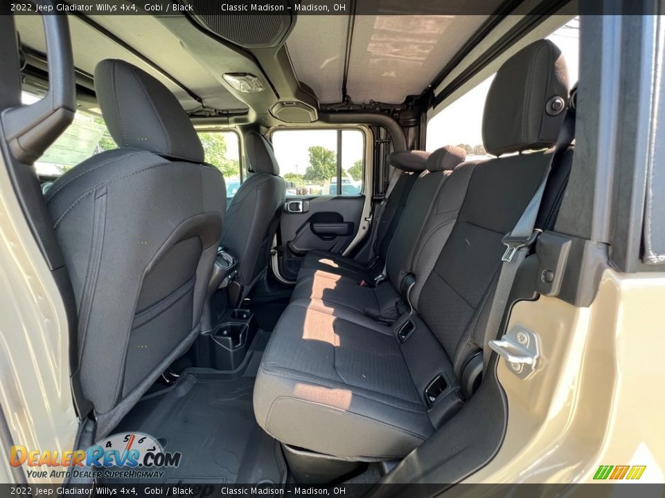 2022 Jeep Gladiator Willys 4x4 Gobi / Black Photo #3