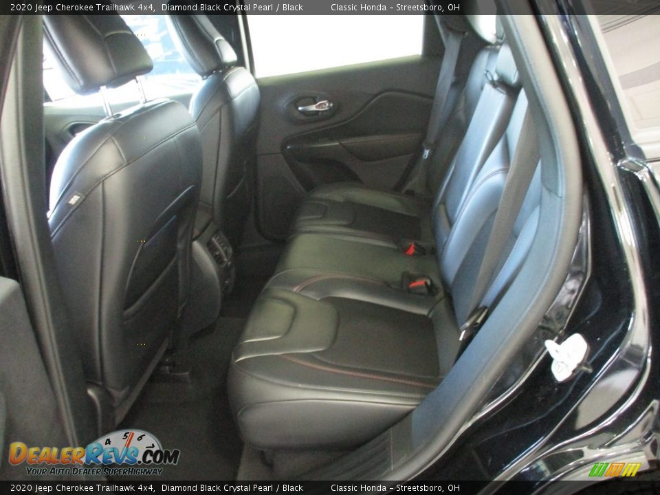 2020 Jeep Cherokee Trailhawk 4x4 Diamond Black Crystal Pearl / Black Photo #25