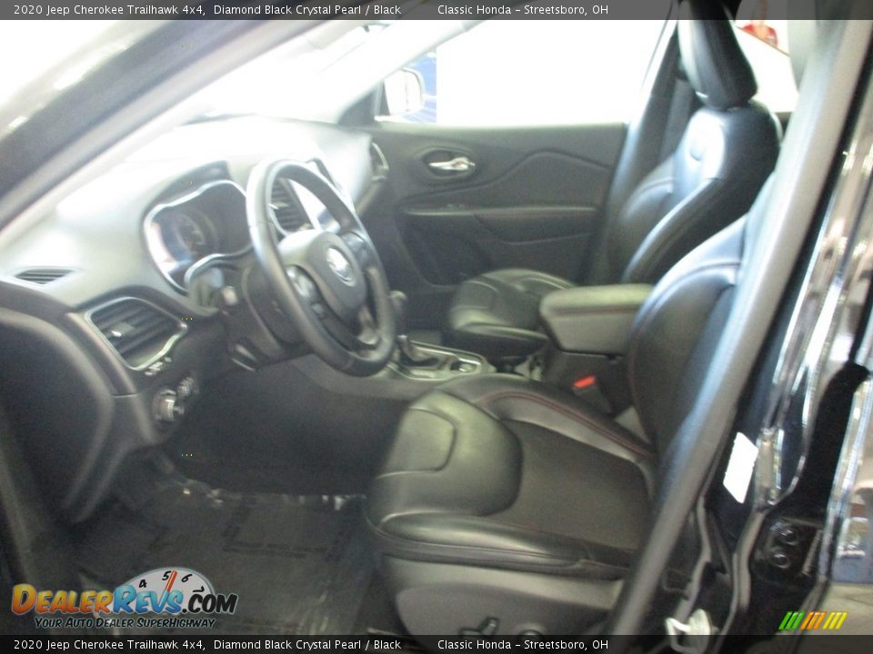 2020 Jeep Cherokee Trailhawk 4x4 Diamond Black Crystal Pearl / Black Photo #28