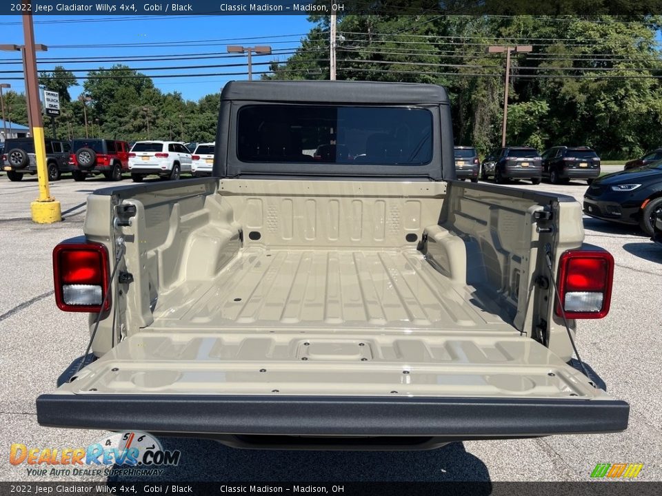2022 Jeep Gladiator Willys 4x4 Gobi / Black Photo #11