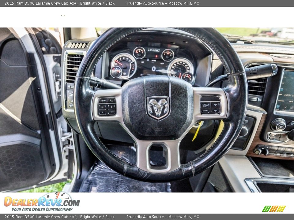 2015 Ram 3500 Laramie Crew Cab 4x4 Steering Wheel Photo #14