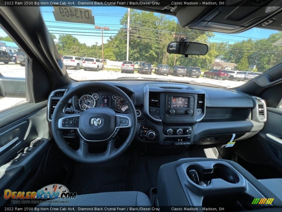 2022 Ram 1500 Big Horn Crew Cab 4x4 Diamond Black Crystal Pearl / Black/Diesel Gray Photo #4