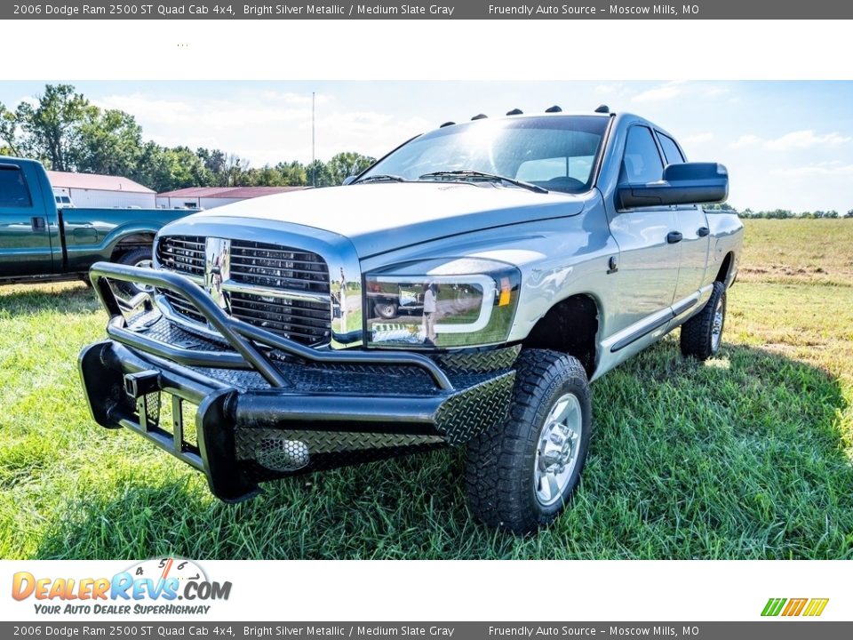 2006 Dodge Ram 2500 ST Quad Cab 4x4 Bright Silver Metallic / Medium Slate Gray Photo #8