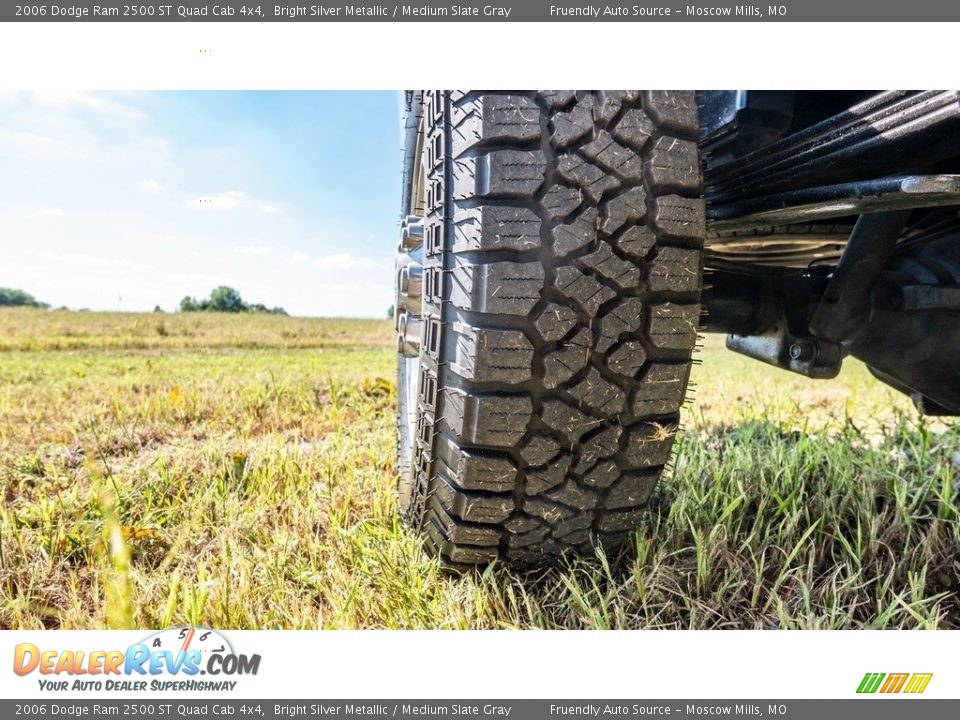 2006 Dodge Ram 2500 ST Quad Cab 4x4 Bright Silver Metallic / Medium Slate Gray Photo #12