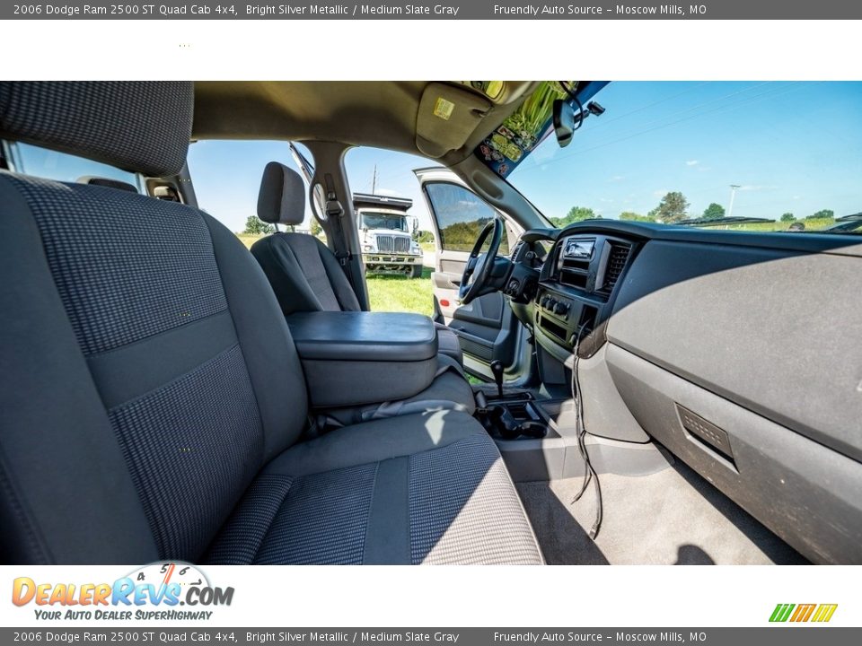 2006 Dodge Ram 2500 ST Quad Cab 4x4 Bright Silver Metallic / Medium Slate Gray Photo #24