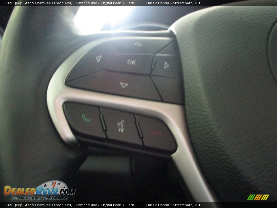 2020 Jeep Grand Cherokee Laredo 4x4 Diamond Black Crystal Pearl / Black Photo #33