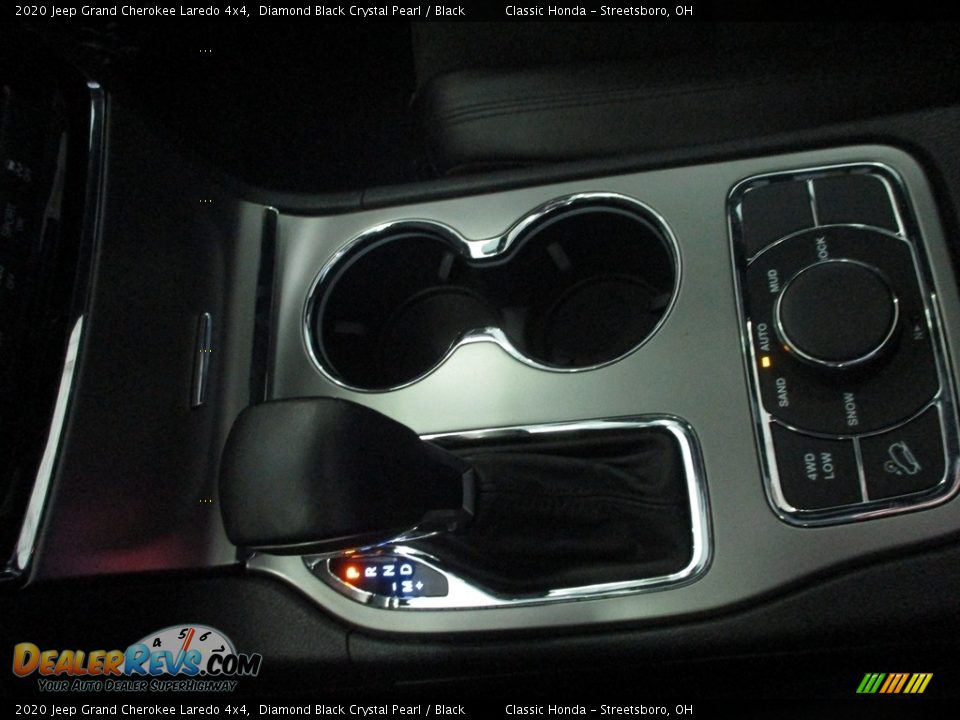 2020 Jeep Grand Cherokee Laredo 4x4 Diamond Black Crystal Pearl / Black Photo #36