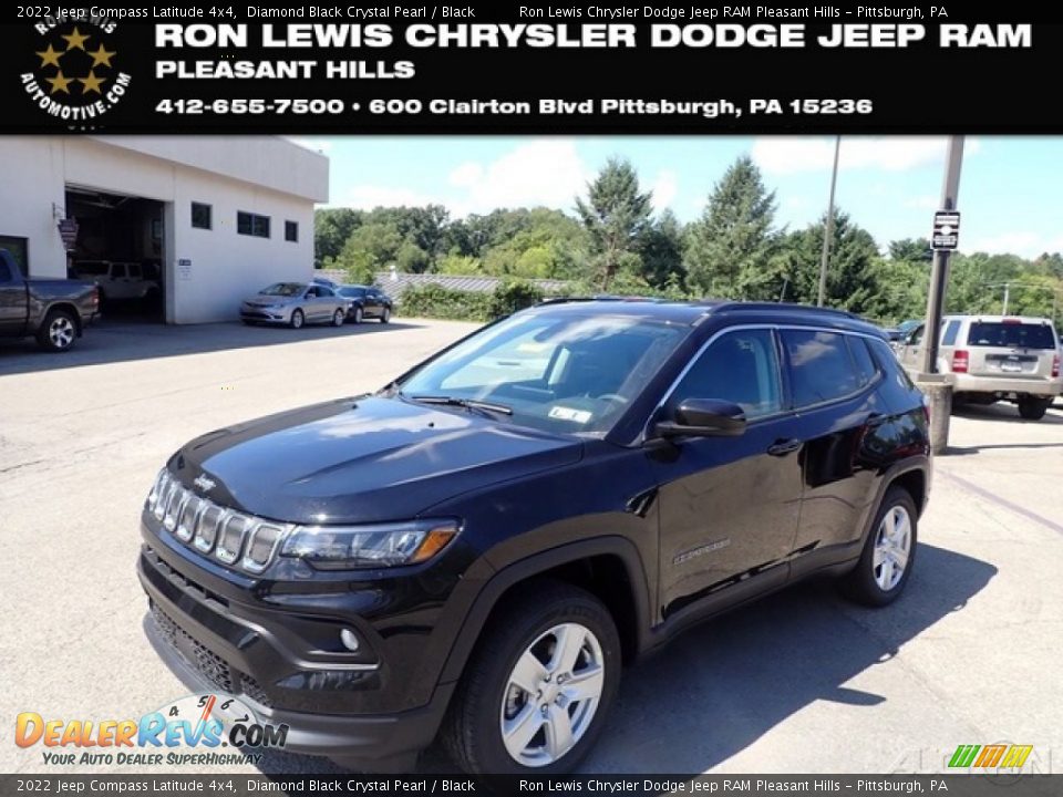 2022 Jeep Compass Latitude 4x4 Diamond Black Crystal Pearl / Black Photo #1