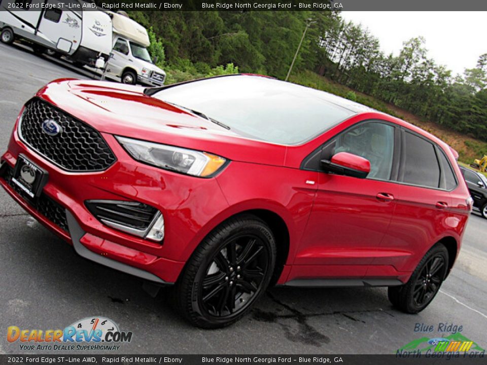 Front 3/4 View of 2022 Ford Edge ST-Line AWD Photo #25