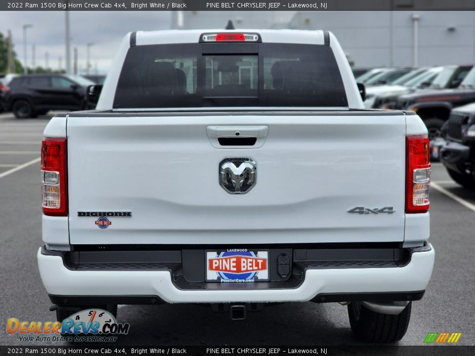 2022 Ram 1500 Big Horn Crew Cab 4x4 Bright White / Black Photo #5