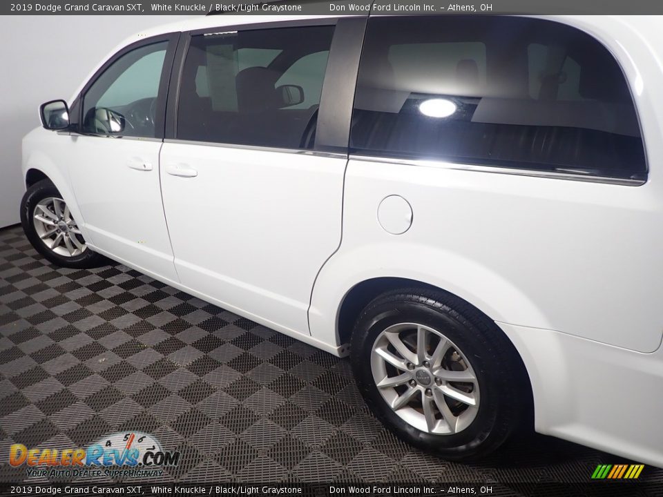 2019 Dodge Grand Caravan SXT White Knuckle / Black/Light Graystone Photo #19