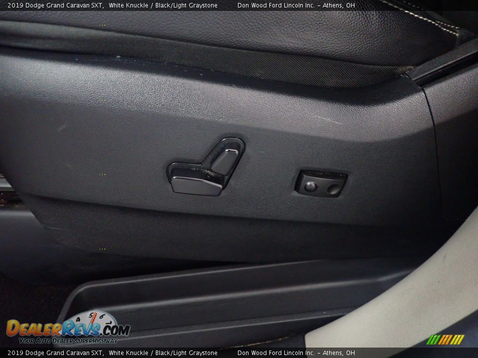 2019 Dodge Grand Caravan SXT White Knuckle / Black/Light Graystone Photo #24
