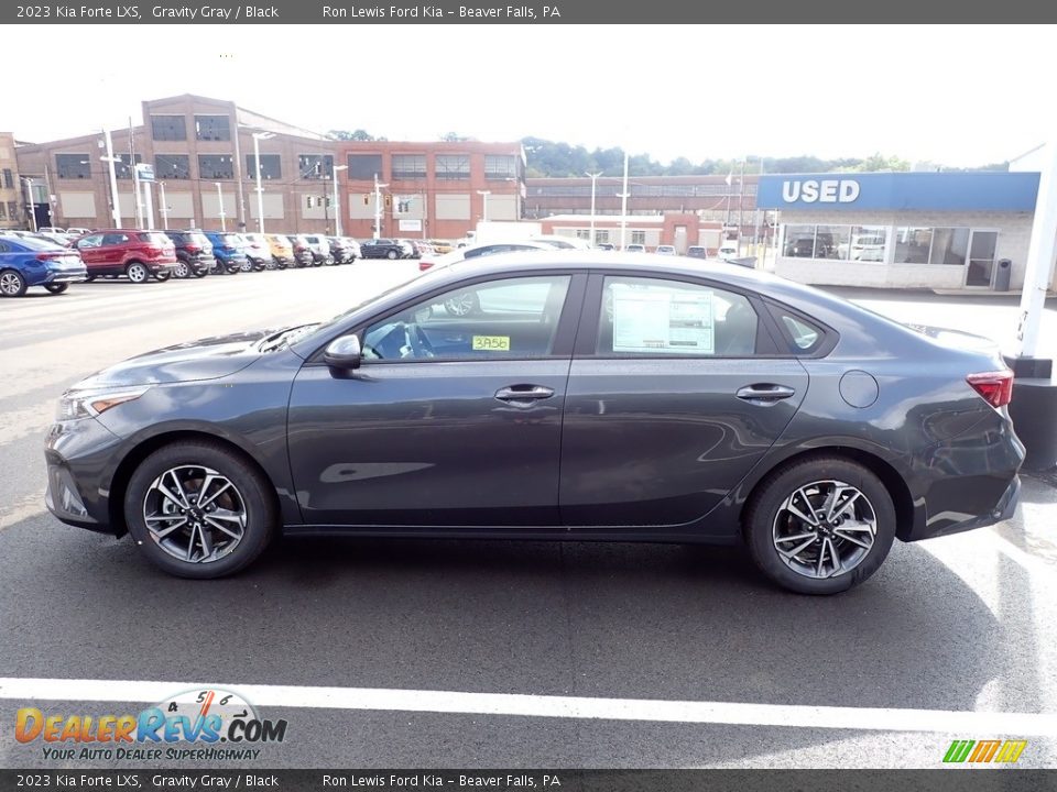 2023 Kia Forte LXS Gravity Gray / Black Photo #5