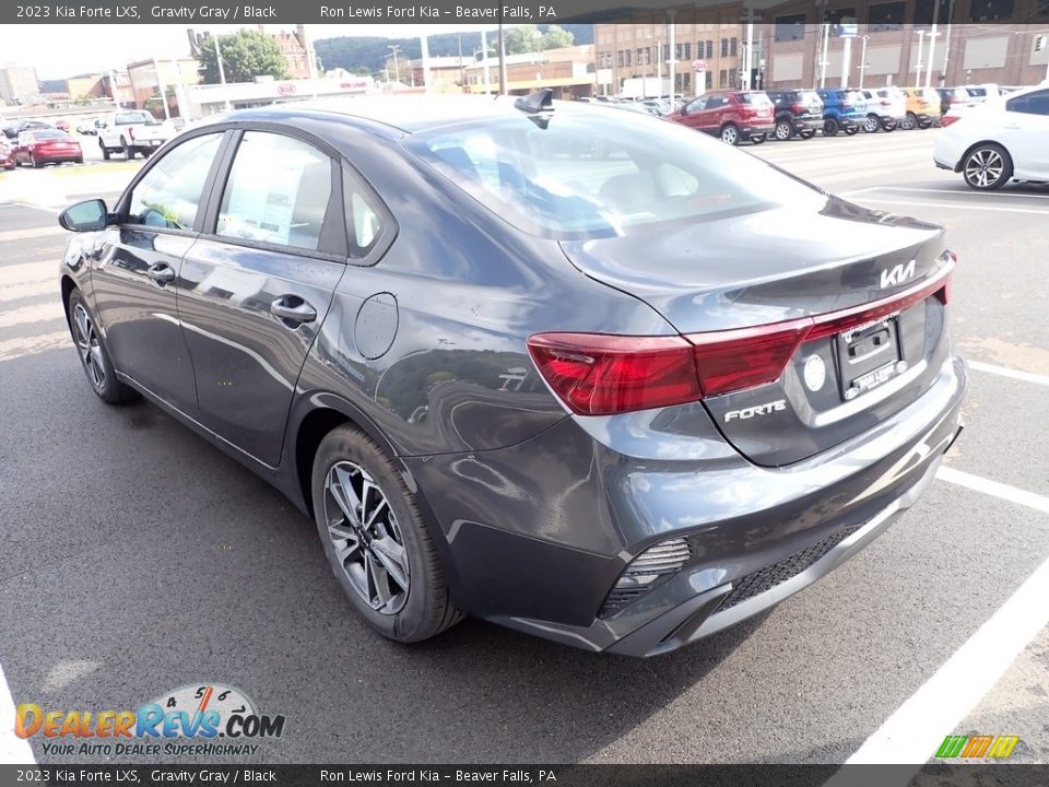 2023 Kia Forte LXS Gravity Gray / Black Photo #6