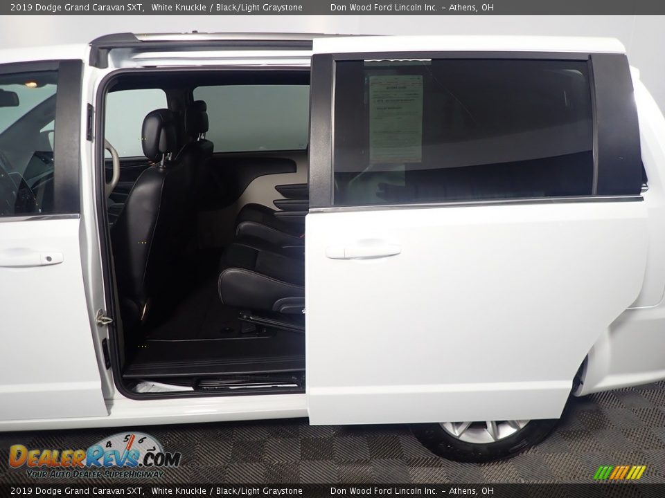 2019 Dodge Grand Caravan SXT White Knuckle / Black/Light Graystone Photo #34