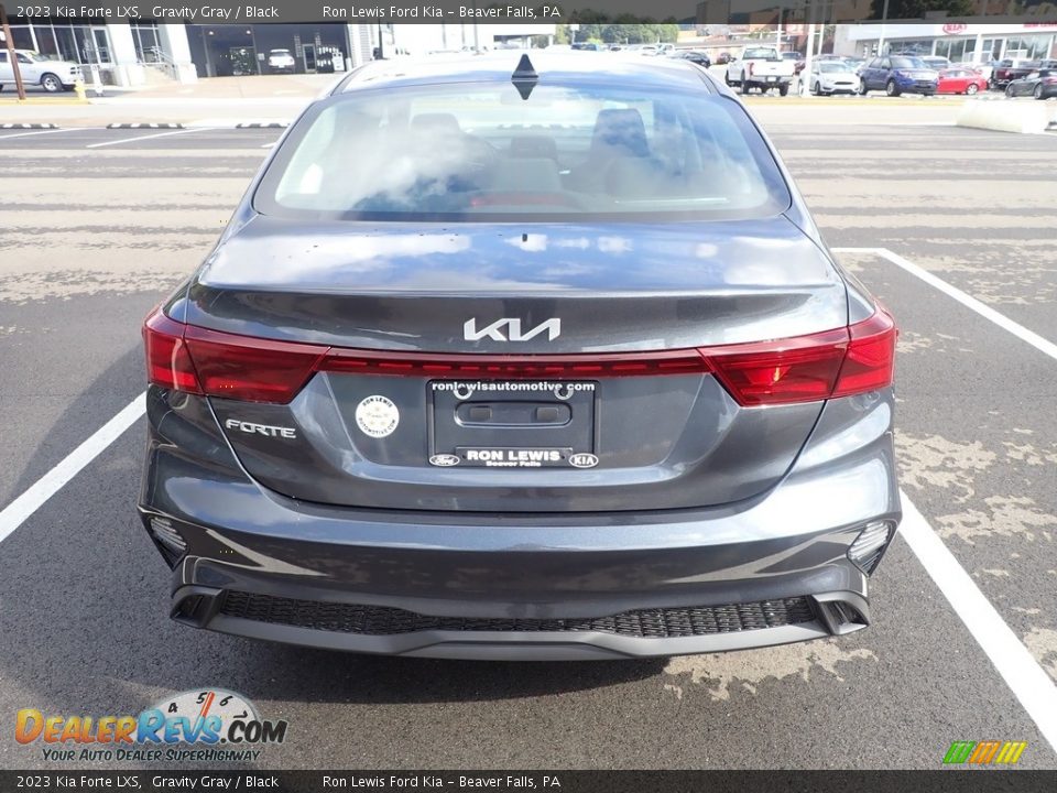 2023 Kia Forte LXS Gravity Gray / Black Photo #7