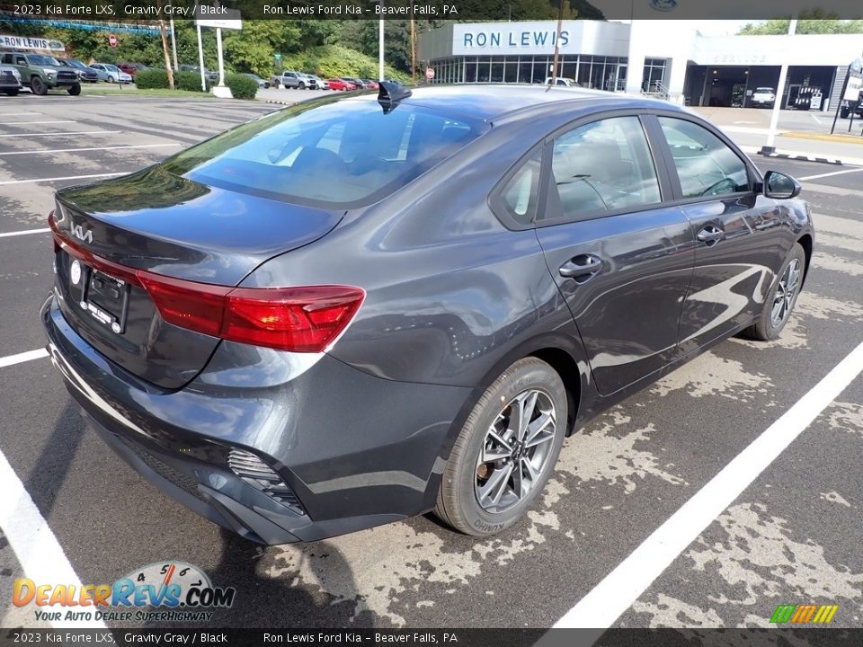 2023 Kia Forte LXS Gravity Gray / Black Photo #8