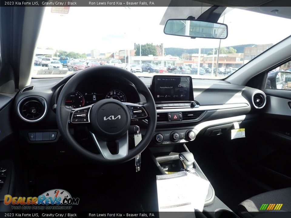 2023 Kia Forte LXS Gravity Gray / Black Photo #13