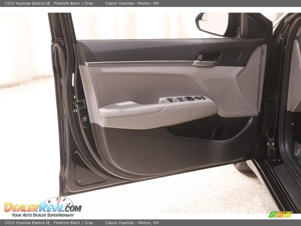 2020 Hyundai Elantra SE Phantom Black / Gray Photo #4