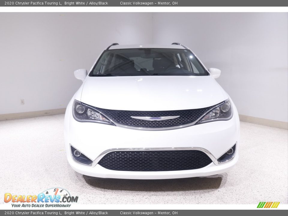 2020 Chrysler Pacifica Touring L Bright White / Alloy/Black Photo #2