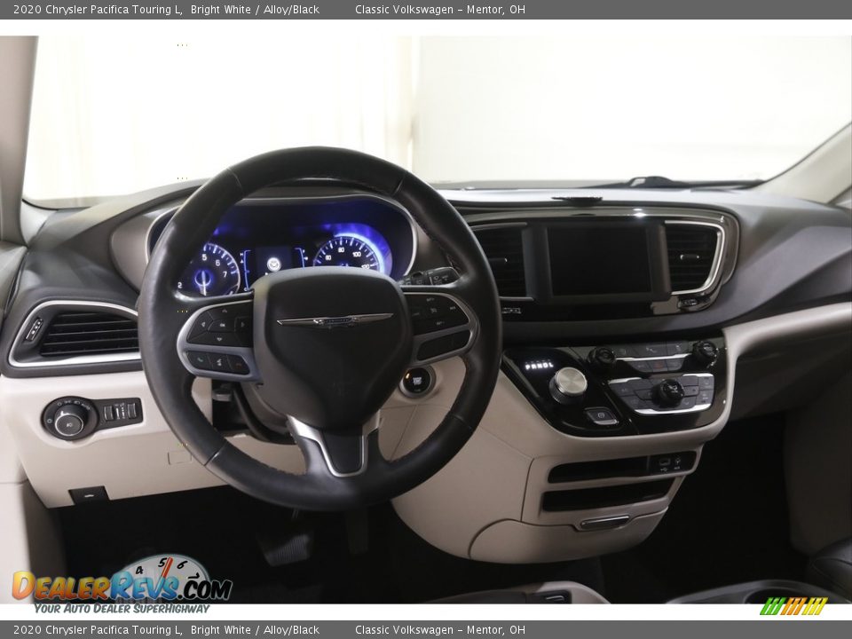 2020 Chrysler Pacifica Touring L Bright White / Alloy/Black Photo #6