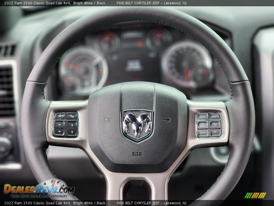 2022 Ram 1500 Classic Quad Cab 4x4 Bright White / Black Photo #8