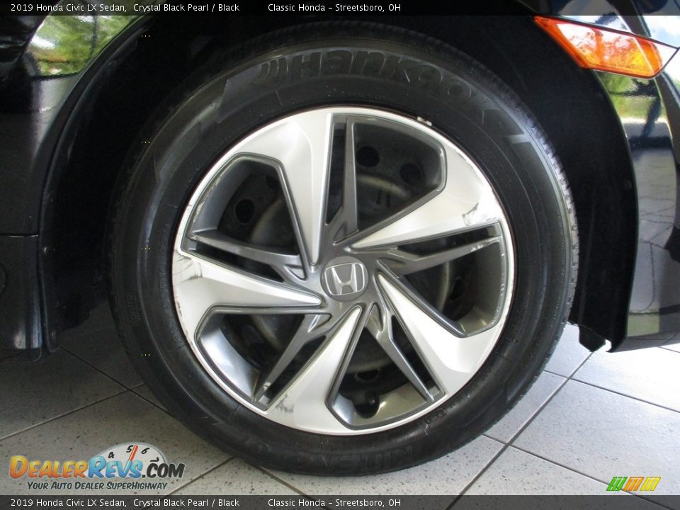 2019 Honda Civic LX Sedan Wheel Photo #5