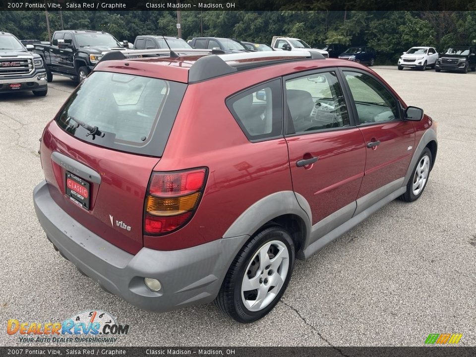 2007 Pontiac Vibe Salsa Red / Graphite Photo #3