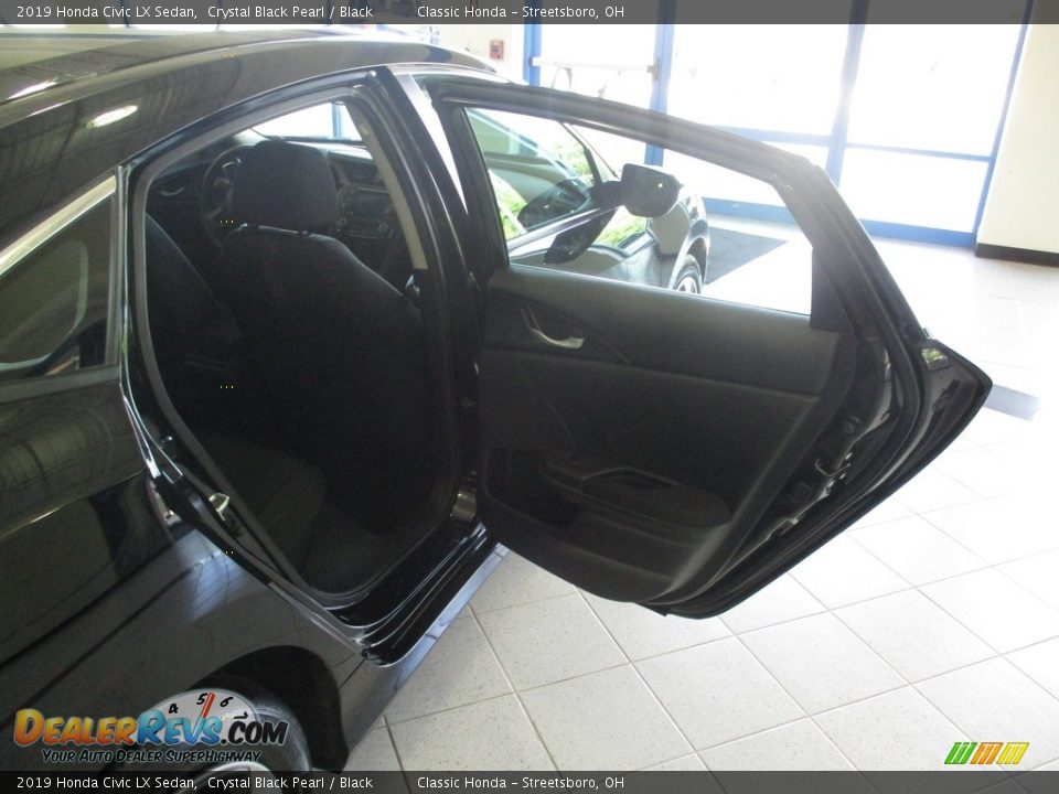 2019 Honda Civic LX Sedan Crystal Black Pearl / Black Photo #20