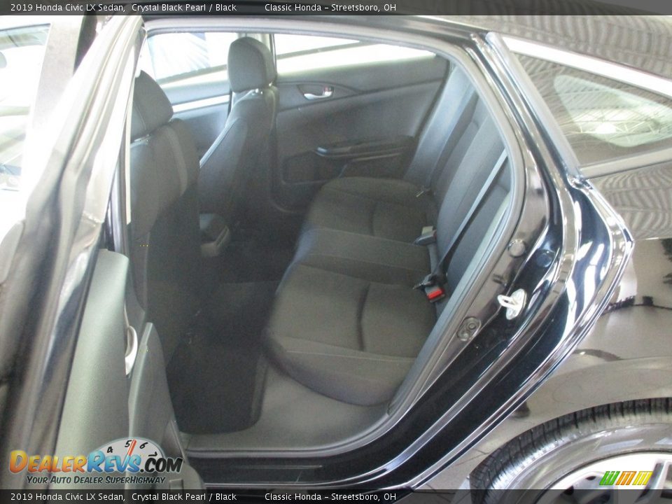 2019 Honda Civic LX Sedan Crystal Black Pearl / Black Photo #24