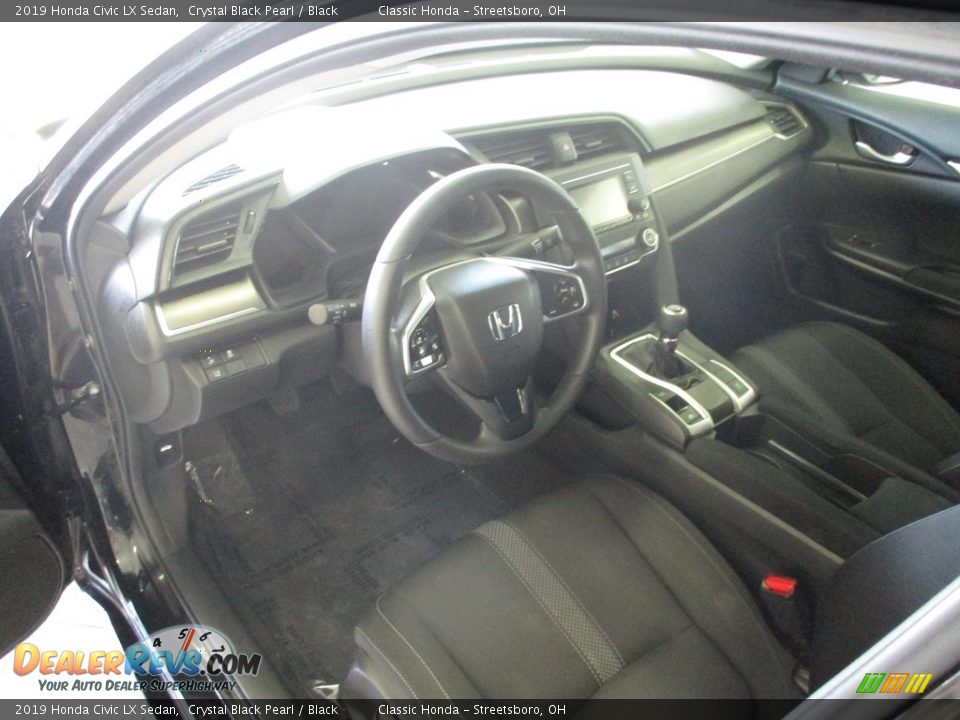 2019 Honda Civic LX Sedan Crystal Black Pearl / Black Photo #29