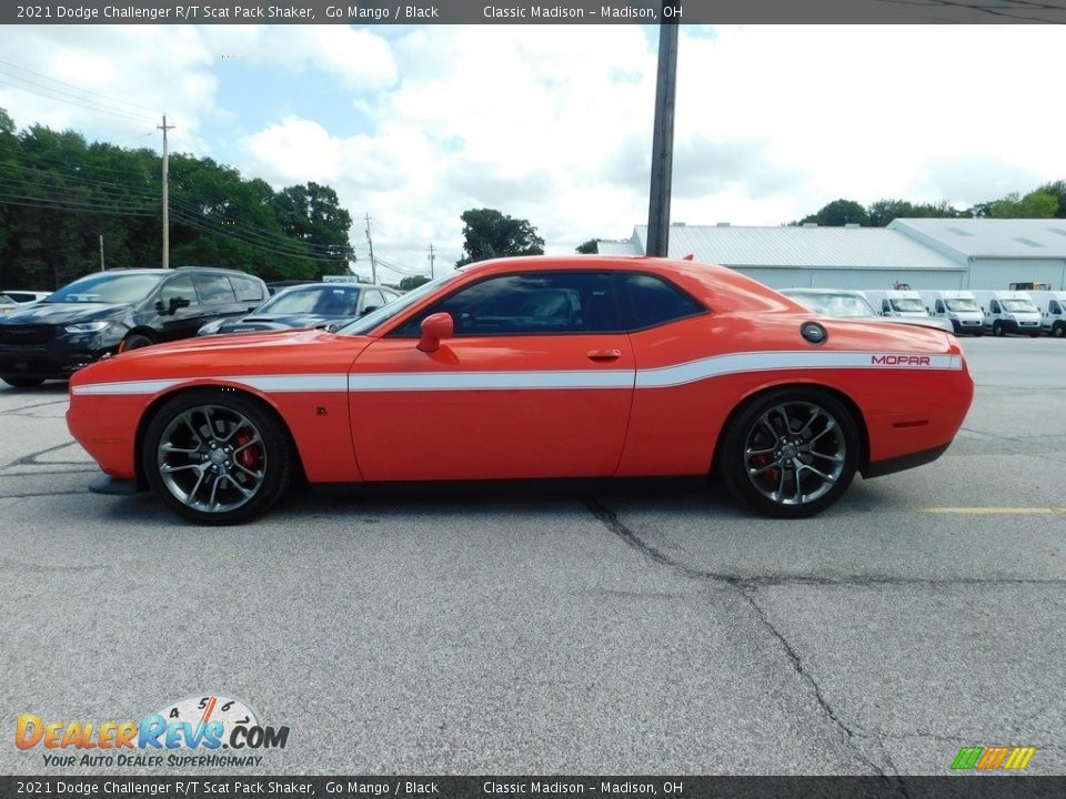 Go Mango 2021 Dodge Challenger R/T Scat Pack Shaker Photo #4