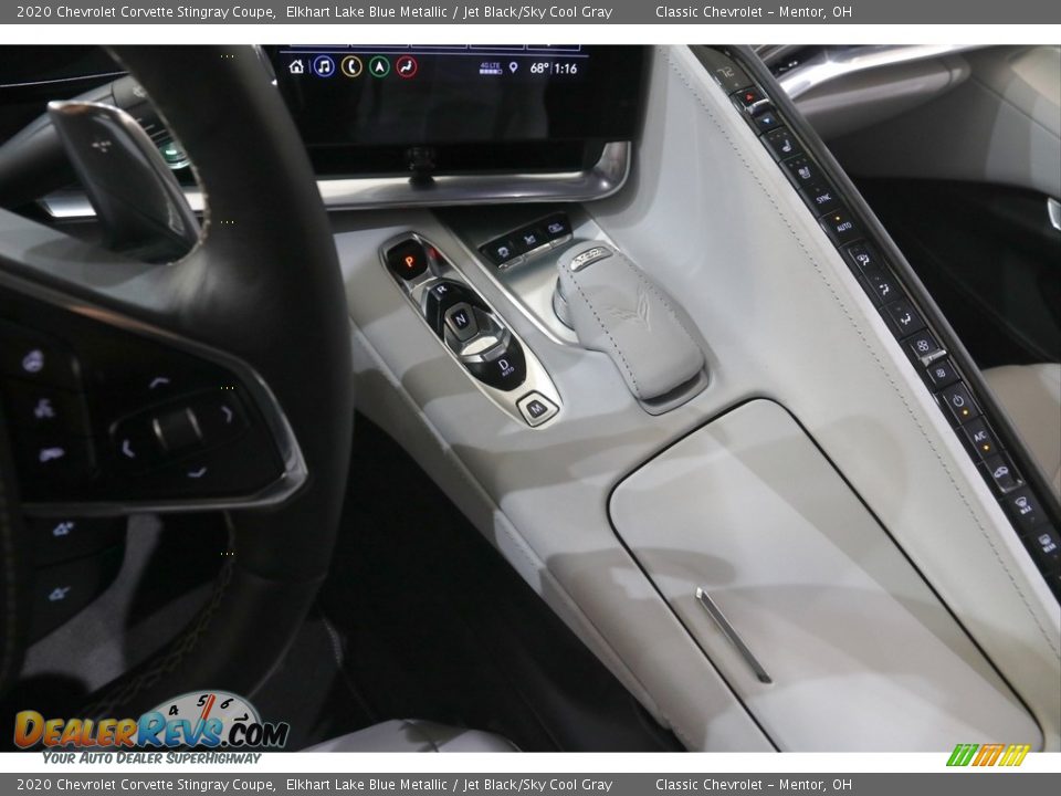 Controls of 2020 Chevrolet Corvette Stingray Coupe Photo #18