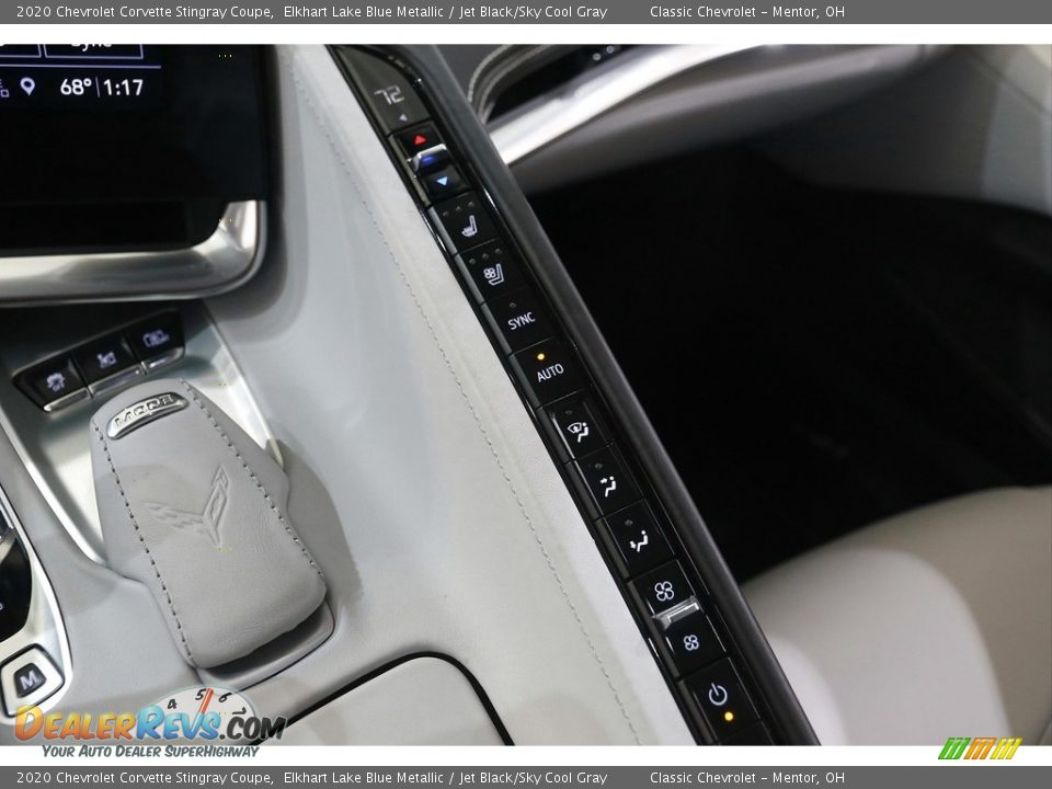 Controls of 2020 Chevrolet Corvette Stingray Coupe Photo #20