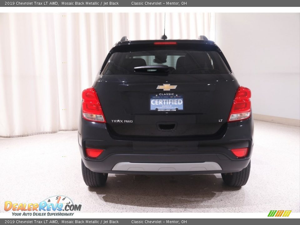 2019 Chevrolet Trax LT AWD Mosaic Black Metallic / Jet Black Photo #17