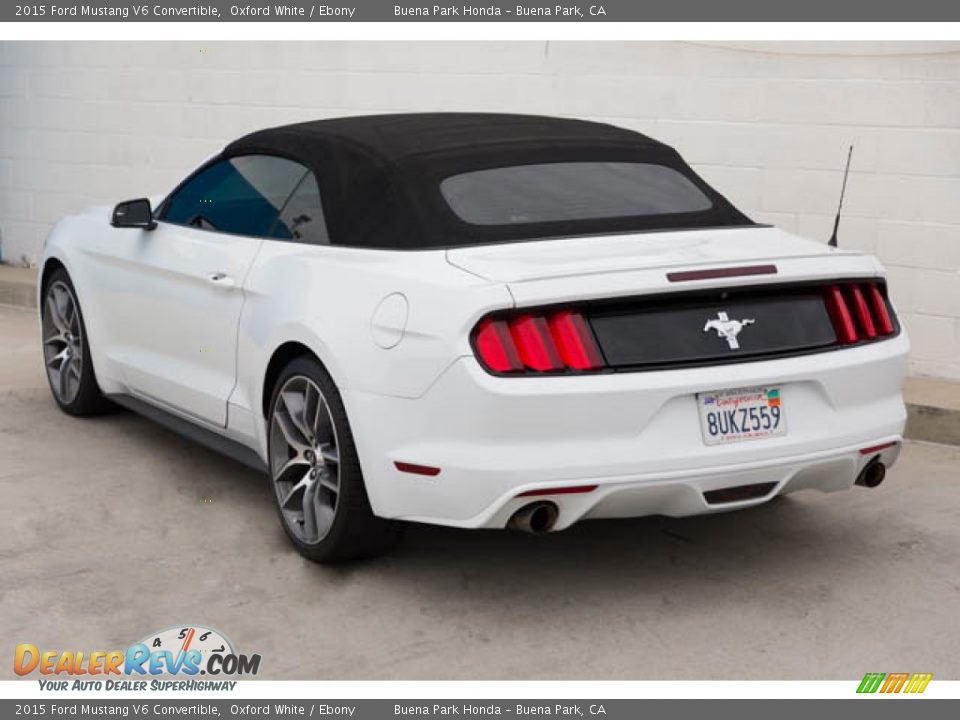 2015 Ford Mustang V6 Convertible Oxford White / Ebony Photo #2
