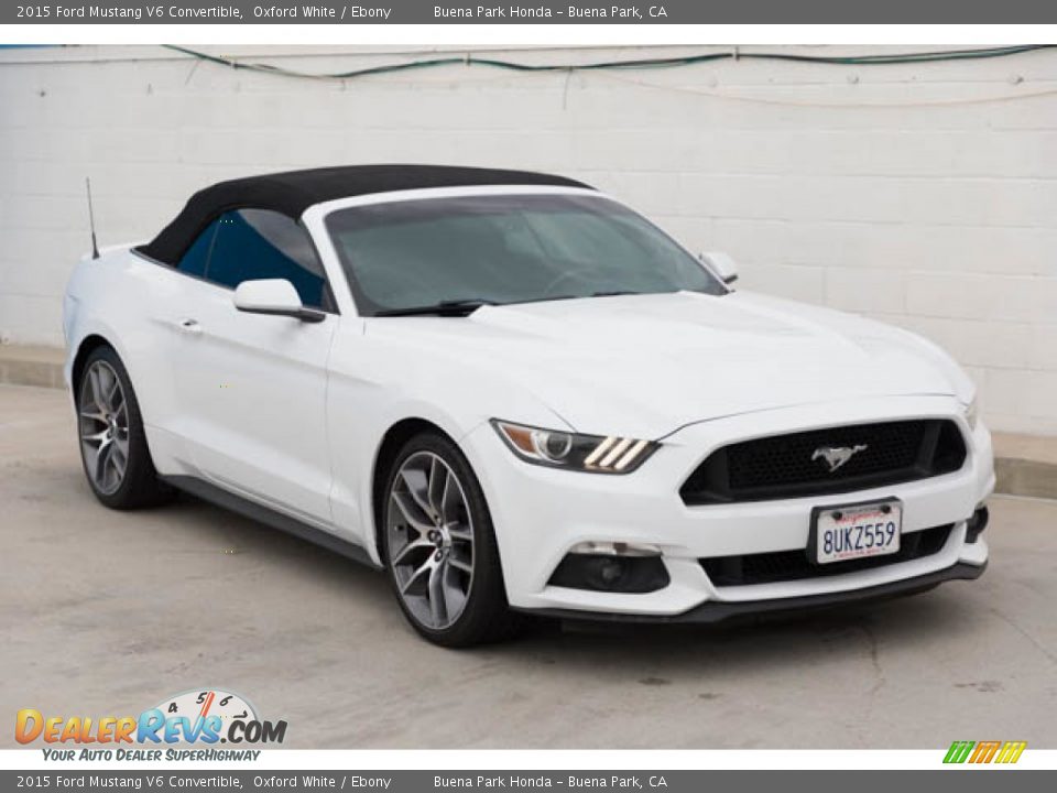 2015 Ford Mustang V6 Convertible Oxford White / Ebony Photo #9