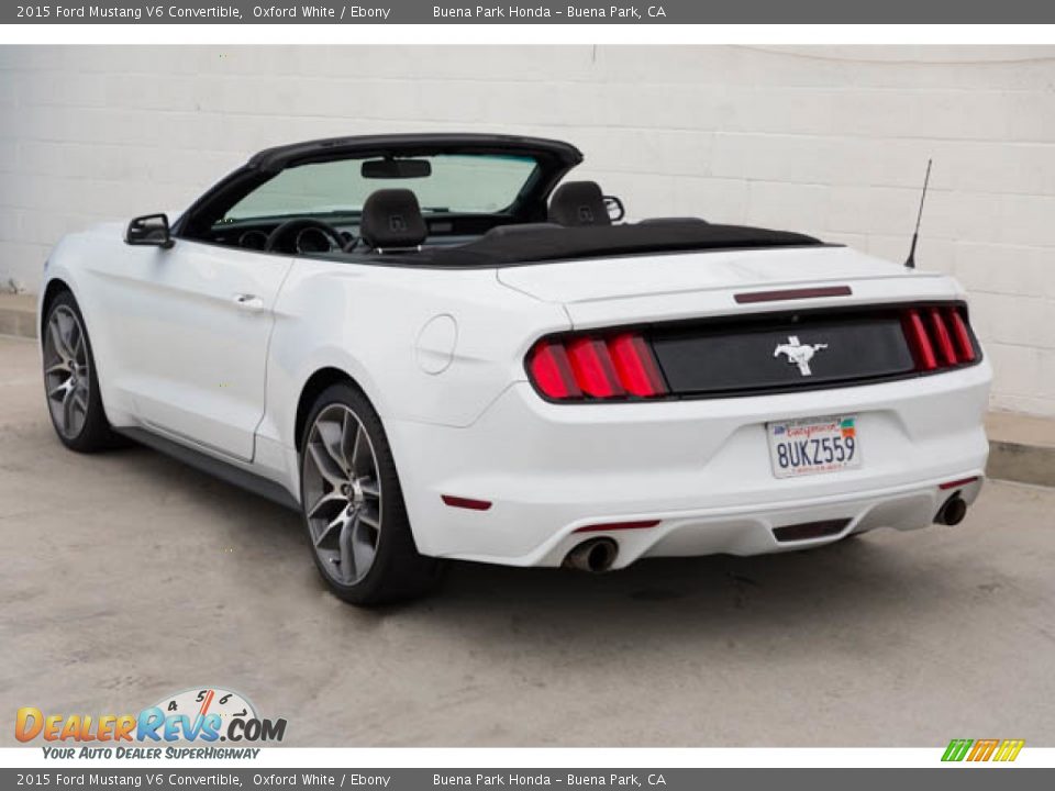 2015 Ford Mustang V6 Convertible Oxford White / Ebony Photo #16